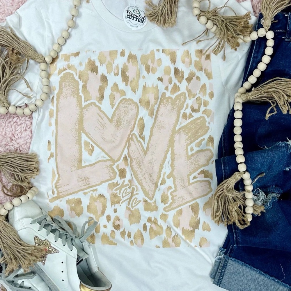 Leopard Love Valen Tee